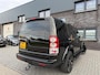 Land Rover Discovery 3.0 SDV6 Black&White | 3E EIGENAAR | 3/6/12MND GARANTIE | AUTOMAAT | PANO | 7PERS | LUCHTVERING | TREKHAAK | XENON | GOED ONDERHOUDEN |