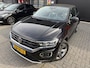 Volkswagen T-Roc Cabrio 1.5 TSI Style | 2E EIGENAAR | 3/6/12 MND GARANTIE | AUTOMAAT | DIGITAL DASH | ACC | LED | CARPLAY | DAB | STOEL/STUUR VERW. |