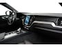 Volvo XC60 2.0 T8 Plug-in hybrid AWD Ultra Black Edition | Massage | HU-Display | Trekhaak | 360 Camera |