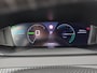 Peugeot e-2008 EV Allure Avantage 54 kWh SOH 96.9% | Navigatie | Parkeercamera | Carplay | Adaptief cruise control |