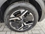 Peugeot e-2008 EV Allure Avantage 54 kWh SOH 96.9% | Navigatie | Parkeercamera | Carplay | Adaptief cruise control |