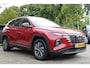 Hyundai Tucson 1.6 T-GDI HEV Comf Smart 230PK! Navi/Cam/17"/Winterp/Trekh. "RIJKLAARPRIJS"