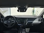 Volvo V60 2.0 T5 Inscription | Zwenkbare trekhaak | Metallic | Apple carplay | Cruise control |