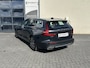 Volvo V60 2.0 T5 Inscription | Zwenkbare trekhaak | Metallic | Apple carplay | Cruise control |