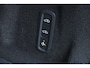 Volvo XC60 T6 Plug-in hybrid AWD Ultra Dark | Luchtvering | Trekhaak | Panoramadak | Verwarmbare voorstoelen, achterbank en stuurwiel | Head-up display | Premium audio by Harman Kardon | Keyless