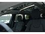 Volvo XC60 T6 Plug-in hybrid AWD Ultra Dark | Luchtvering | Trekhaak | Panoramadak | Verwarmbare voorstoelen, achterbank en stuurwiel | Head-up display | Premium audio by Harman Kardon | Keyless