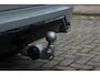 Volvo XC60 T6 Plug-in hybrid AWD Ultra Dark | Luchtvering | Trekhaak | Panoramadak | Verwarmbare voorstoelen, achterbank en stuurwiel | Head-up display | Premium audio by Harman Kardon | Keyless