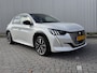 Peugeot e-208 EV GT Pack 50 kWh SOH 97,19% | Alcantara Interieur | Stoelverwarming | Camera | Apple Carplay / Android Auto | Adaptive Cruise Control | DAB ontvanger | Dodehoekdetectie met correctie | Extra getint glas