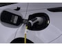 Land Rover Range Rover Evoque P300e R-Dynamic HSE | Meridian | Schuifdak | Stoel- Stuurverwarming | 20 inch