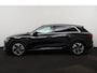 Audi E-tron e-tron 55 quattro advanced 95 kWh 408 PK | Navigatie | Leder | Memory stoel | Lichtmetalen velgen | Adaptive cruise control | Camera | Parkeersensoren | Elektrische Kofferklep |