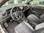 Volkswagen T-Roc 1.5 TSI 150pk 7-DSG R-line| Camera | Keyless|Unieke KM stand| Elek klep| Rijklaarprijs incl.garantie