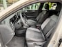 Volkswagen T-Roc 1.5 TSI 150pk 7-DSG R-line| Camera | Keyless|Unieke KM stand| Elek klep| Rijklaarprijs incl.garantie