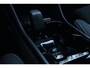 Volvo XC40 1.5 T5 Plug-in hybrid Plus Dark | Apple carplay / Android auto | Adaptieve cruise control | 18" lichtmetalen velgen | Voorstoelen verwarmd | Stuurwiel verwarmd |
