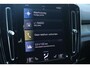 Volvo XC40 1.5 T5 Plug-in hybrid Plus Dark | Apple carplay / Android auto | Adaptieve cruise control | 18" lichtmetalen velgen | Voorstoelen verwarmd | Stuurwiel verwarmd |
