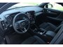 Volvo XC40 1.5 T5 Plug-in hybrid Plus Dark | Apple carplay / Android auto | Adaptieve cruise control | 18" lichtmetalen velgen | Voorstoelen verwarmd | Stuurwiel verwarmd |