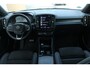 Volvo XC40 1.5 T5 Plug-in hybrid Plus Dark | Apple carplay / Android auto | Adaptieve cruise control | 18" lichtmetalen velgen | Voorstoelen verwarmd | Stuurwiel verwarmd |