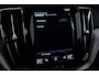 Volvo XC60 B5 Inscription | Trekhaak | Leder | Stoel- Stuurverwarming | BLIS | Keyless | Stoelgeheugen