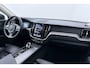 Volvo XC60 B5 Inscription | Trekhaak | Leder | Stoel- Stuurverwarming | BLIS | Keyless | Stoelgeheugen