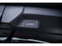 Volkswagen ID. Buzz 1st 77kWh 204pk | Trekhaak | SOH 96% | Elektrische schuifdeuren | Elektrische achterklep | Adaptive cruise control | Stoelverwarming | 20" LMV