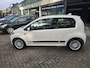 Volkswagen Up! 1.0 move up! | AUTOMAAT | 3/6 OF 12MND GARANTIE | NW RIEM | STOELVERWARMING |