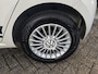 Volkswagen Up! 1.0 move up! | AUTOMAAT | 3/6 OF 12MND GARANTIE | NW RIEM | STOELVERWARMING |