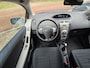 Toyota Yaris 1.3 VVTi Sol | 2E EIGENAAR | 3/6 OF 12MND GARANTIE | AIRCO | ELEC RAMEN | NW APK |