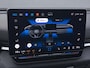 Volkswagen T-Roc 1.5eTSI/150PK R-Line · Navigatie · Camera + Parkeersensoren · Apple/Android Car Play · Garantie t/m 18-12-2027