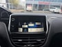 Peugeot 208 1.2 VTi Access/ nap/ dealeronderhouden/ 1jaar apk/ airco/ navi/ zeer nette auto.