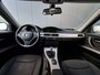 BMW 3-Serie 318i Business Line | 100 % dealer onderhouden | Trekhaak | Bluetooth | NAP |