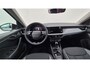 Skoda Kamiq 1.0 TSI Selection Camera achter - Keyless entree - Apple Carplay - Zwarte gril - 17 inch Wielen - Winter Pack - Keyless start - Privacy Glass - Virtual Desk - Zwart dak en A Stijl