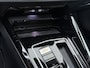 Volkswagen Golf 2.0 TSI GTI | Pano Dak | Harman & Kardon | Head-Up Display | Trekhaak | Camera | ACC | Stuur-/Stoelverwarming | 19'' |