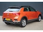 Volkswagen T-Roc 1.0 TSI Style | Digital cockpit | ACC | Trekhaak | Airco | Camera | Carplay | PDC | Navigatie |