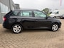 Skoda Fabia Combi 1.0 Style met parkeersensoren en bluetooth en cruise controle en airco