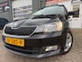 Skoda Fabia Combi 1.0 Style met parkeersensoren en bluetooth en cruise controle en airco