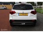 Suzuki Vitara 1.0 Boosterjet Select Automaat, Donker glas, Navigatie, App connect, Cruise, Clima, Pdc + Camera, Wit metallic