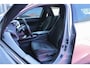 Lexus UX 250h Business Line |parkeersensoren|stoel/stuurverwarming|Apple/Android|ACC|