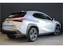 Lexus UX 250h Business Line |parkeersensoren|stoel/stuurverwarming|Apple/Android|ACC|