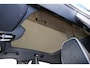 Volvo C40 Extended Range Ultimate 82 kWh - Panoramadak - IntelliSafe Assist & Surround - 360º Camera - Harman/Kardon audio - Verwarmde voorstoelen & stuur - Parkeersensoren voor & achter - Elektr. bedienb. voorstoelen met geheugen links - Warmtepomp - Extra getint glas - Inklapbare trekhaak - 19' LMV