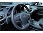 Lexus UX 250h Preference Line |facelift|stoelverwarming|dodehoek|parkeersensoren|dealer onderhouden|