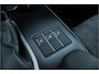 Lexus UX 250h Preference Line |facelift|stoelverwarming|dodehoek|parkeersensoren|dealer onderhouden|