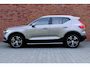 Volvo XC40 1.5 T4 Recharge Inscription | Stoel-/ stuurwielverwarming | Trekhaak, inklapbaar | Lederen bekleding | Achteruitrijcamera | 19 inch. lichtmetalen velgen | Treeplanken | Adaptieve cruise control | BLIS | Apple carplay/ Android auto
