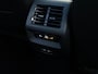 Volkswagen Tayron R-Line Edition 1.5 eHybrid 272 PK | Trekhaak | Panoramadak | Navigatie | Black Style |