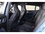 Volvo C40 Extended Range Ultimate 82 kWh - Panoramadak - IntelliSafe Assist & Surround - 360º Camera - Harman/Kardon audio - Verwarmde voorstoelen & stuur - Parkeersensoren voor & achter - Elektr. bedienb. voorstoelen met geheugen links - Draadloze tel. lader - Warmtepomp - Extra getint glas - 20' LMV