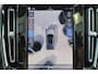Volvo C40 Extended Range Ultimate 82 kWh - Panoramadak - IntelliSafe Assist & Surround - 360º Camera - Harman/Kardon audio - Verwarmde voorstoelen & stuur - Parkeersensoren voor & achter - Elektr. bedienb. voorstoelen met geheugen links - Draadloze tel. lader - Warmtepomp - Extra getint glas - 20' LMV