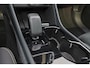 Volvo C40 Extended Range Ultimate 82 kWh - Panoramadak - IntelliSafe Assist & Surround - 360º Camera - Harman/Kardon audio - Verwarmde voorstoelen & stuur - Parkeersensoren voor & achter - Elektr. bedienb. voorstoelen met geheugen links - Draadloze tel. lader - Warmtepomp - Extra getint glas - 20' LMV
