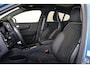 Volvo C40 Extended Range Ultimate 82 kWh - Panoramadak - IntelliSafe Assist & Surround - 360º Camera - Harman/Kardon audio - Verwarmde voorstoelen & stuur - Parkeersensoren voor & achter - Elektr. bedienb. voorstoelen met geheugen links - Draadloze tel. lader - Warmtepomp - Extra getint glas - 20' LMV