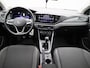 Volkswagen Polo 1.0 TSI Life 95 PK | Apple Carplay | Android Auto | Airco | Parkeersensoren | Stoelverwarming | 15'' LM velgen | Digitale Cockpit | App Connect |