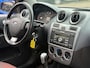 Ford Fiesta 1.3-8V Futura * NW. APK*AIRCO*ELEKTR. RAMEN*STUURBEKR.*LM. VELGEN *