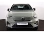 Volvo XC40 Recharge Plus 70 kWh - IntelliSafe Assist & Surround - Parkeercamera achter - Verwarmde voorstoelen & stuur - Parkeersensoren voor & achter - Draadloze tel. lader - Extra getint glas - 19' LMV