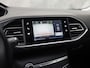 Peugeot 308 SW 1.2 PureTech Allure Sport (VIRTUAL COCKPIT, APPLE CARPLAY, GROOT NAVI, 360 CAMERA, SPORTSTOELEN, LEDER/ALCANTARA, ADAPTIVE CRUISE, NIEUWSTAAT)